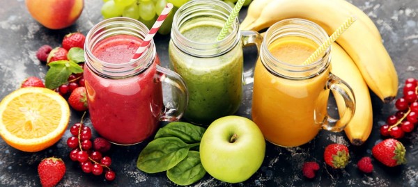Αυτοί είναι οι 9 χυμοί που υποστηρίζουν τη συνολική καθημερινή ευεξία
