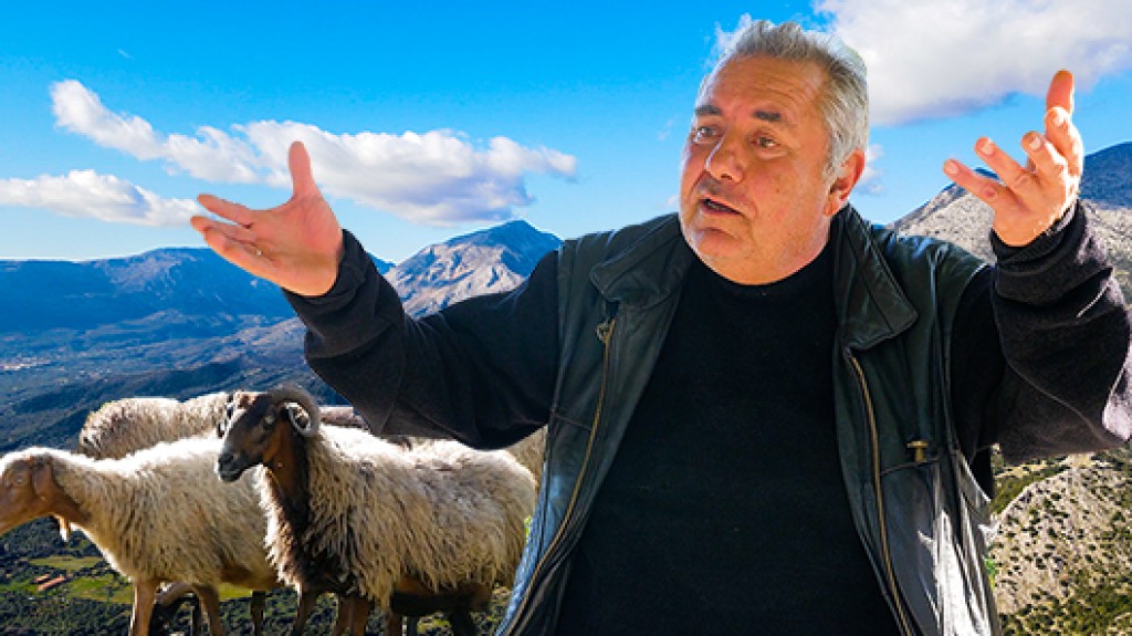 Ο Κώστας τα πρόβατά του και η ποίηση της ζωής στα βουνά  (βίντεο)