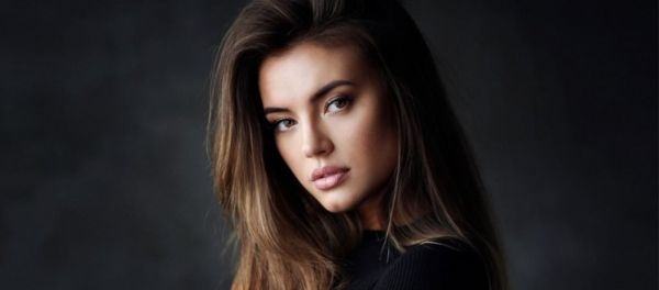 Να που πέφτει το βλέμμα των γυναικών όταν κοιτούν έναν άντρα – Η κάμερα αποκαλύπτει αδιάσειστα στοιχεία (βίντεο)