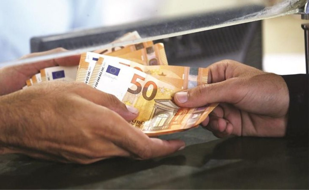 Ποιοι πληρώνονται εφάπαξ και ποιοι αναμένουν ακόμη να πάρουν 25.000 ευρώ