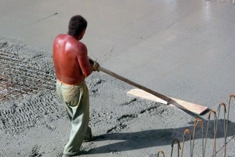 Το Σωματείο Οικοδόμων Μεσολογγίου ζητά μπετατζήδες