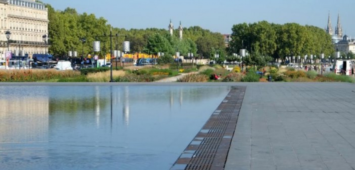 Δ. Τραπεζιώτης: Ένας καθρέφτης του νερού στο Μπορντώ της Γαλλίας – Γιατί όχι και ένας ακόμα στο Αγρίνιο που φλέγεται