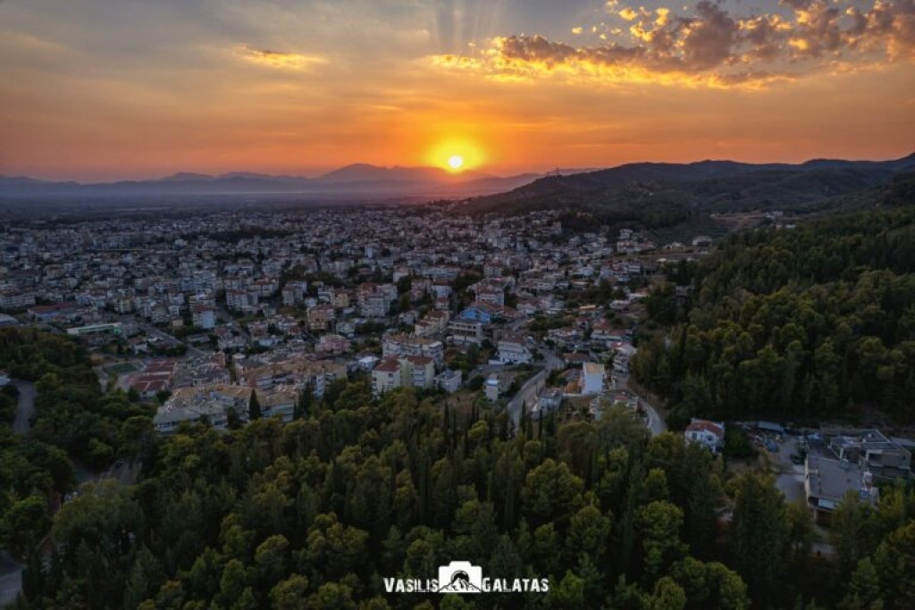 Δεν γίνεται να μην το αγαπάς το Αγρίνιο, αν είσαι άνθρωπος, ανθρώπινος