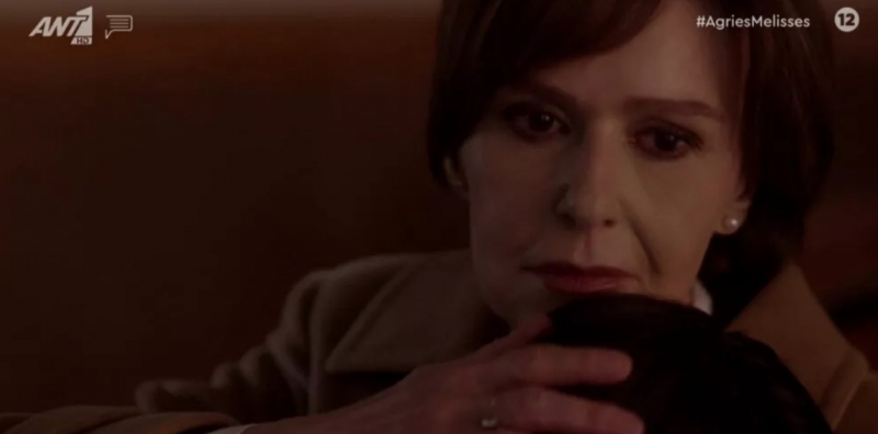 «Άγριες Μέλισσες»: Η Ανέτ πεθαίνει από την καρδιά της – Το συγκινητικό τέλος που θα κάνει τους τηλεθεατές να δακρύσουν