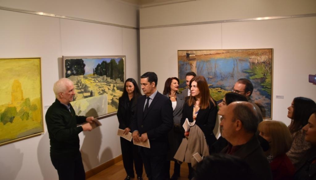 Αγρίνιο: Με μεγάλη συμμετοχή του κόσμου πραγματοποιήθηκαν τα εγκαίνια της έκθεσης “Ο Τόπος του Φωτός”