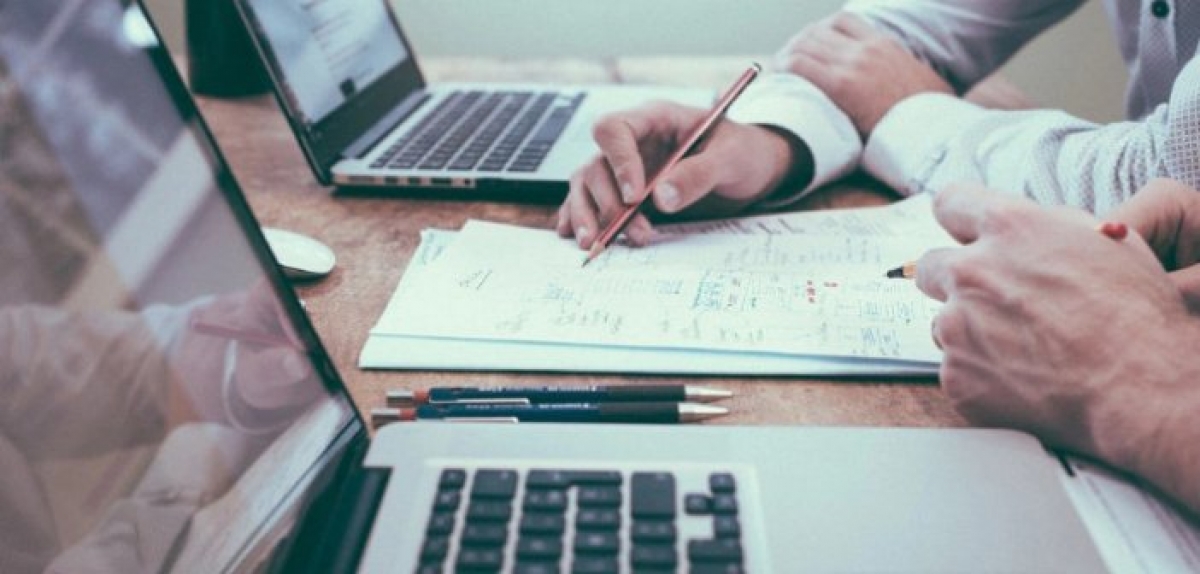 Εργασιακό: Άμεση εφαρμογή της τετραήμερης εργασίας – Τι προβλέπει η εγκύκλιος για 8ωρο και υπερωρίες