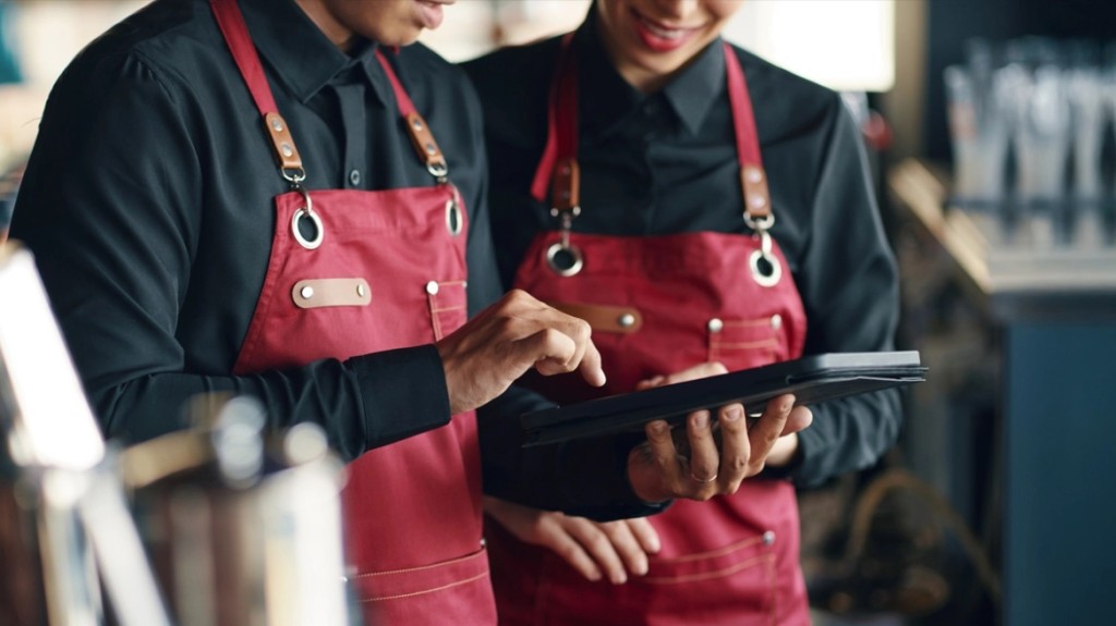 Έρχονται ευκολότερες προσλήψεις-απολύσεις χωρίς γραφειοκρατία και με εφαρμογή στο κινητό - Τι αλλάζει με το Εργάνη 2