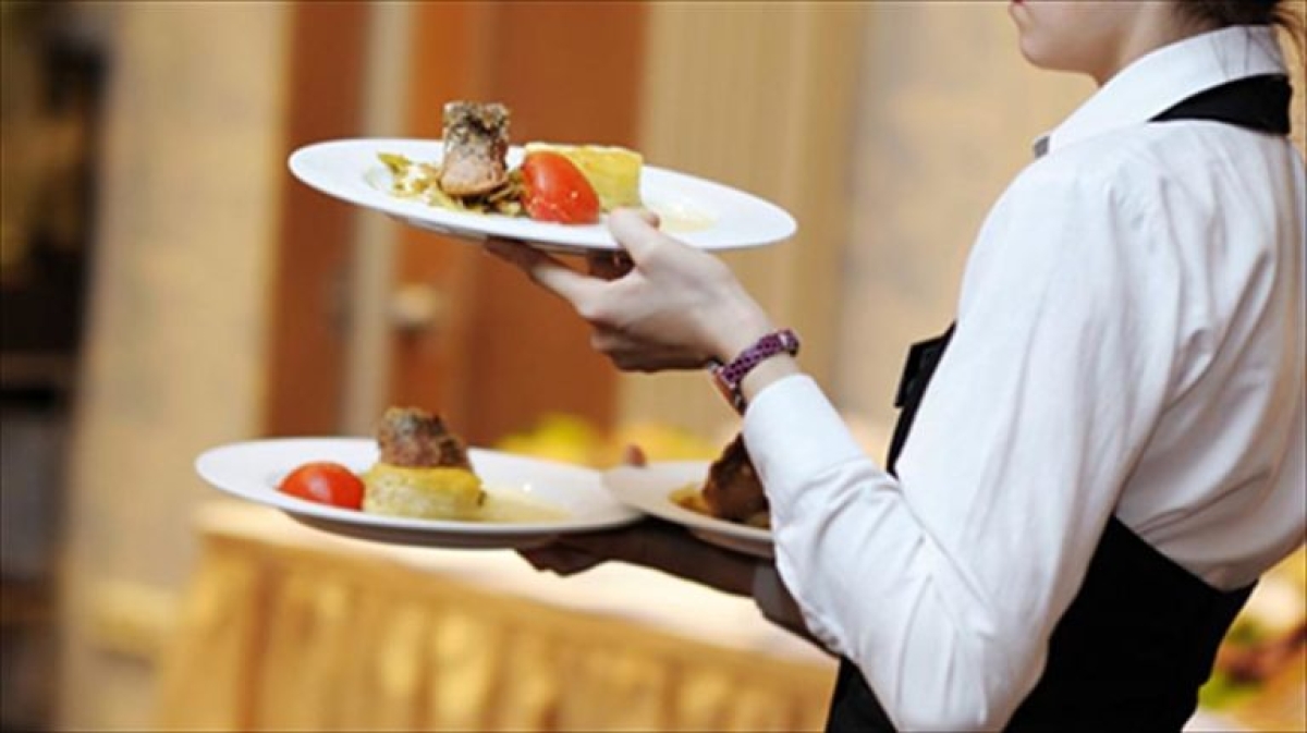 Κατάστημα στο Αγρίνιο ζητά σερβιτόρο – σερβιτόρα