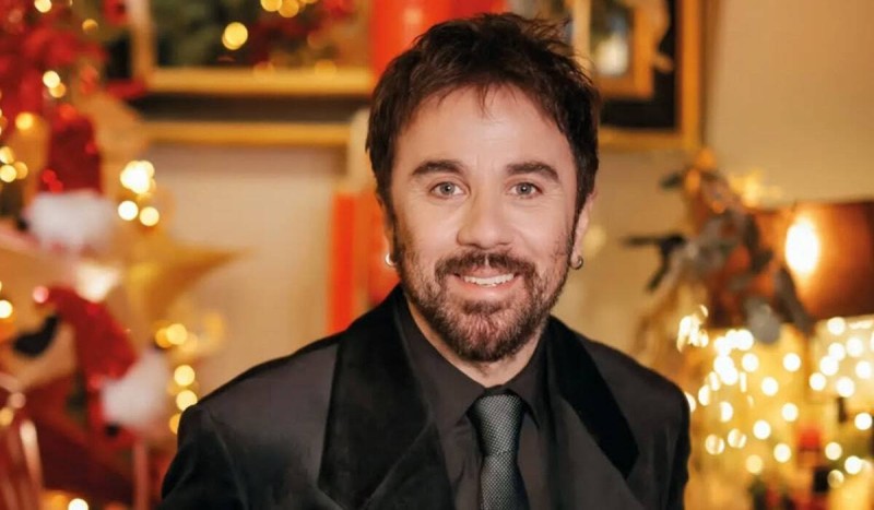 Θανάσης Τσαλταμπάσης: «Τα χαμόγελα των social media είναι κενά, οι άνθρωποι τα χρησιμοποιούν για likes»