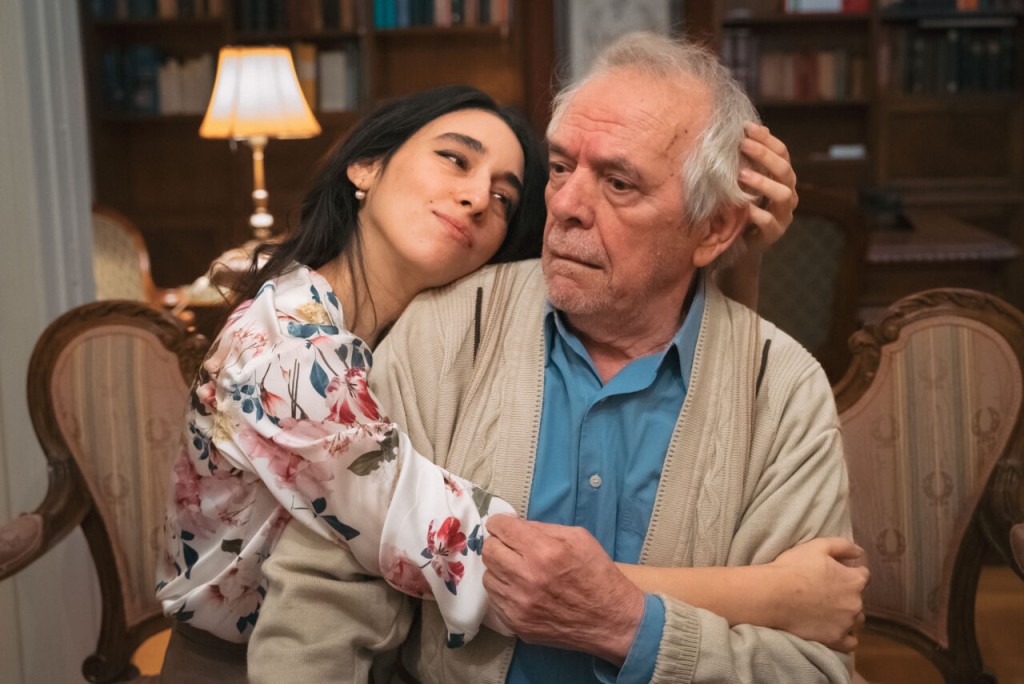 Μεσολόγγι: Επιστρέφει η συγκινητική παράσταση «Χόρεψε με πατέρα» με τον Γιώργο Αρμένη (Τρι 8/7/2025 21:15)