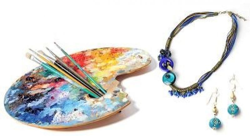 «Βηματισμοί τέχνης No 2»  Έκθεση αποφοίτων των εικαστικών εργαστηρίων της «Διεξόδου» (2-10/7/2016)