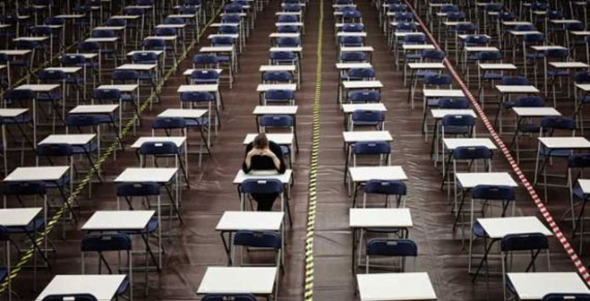 Το σχολείο που έχει πάψει να είναι χώρος αξιολόγησης, δεν το αγγίζει καμιά κυβέρνηση