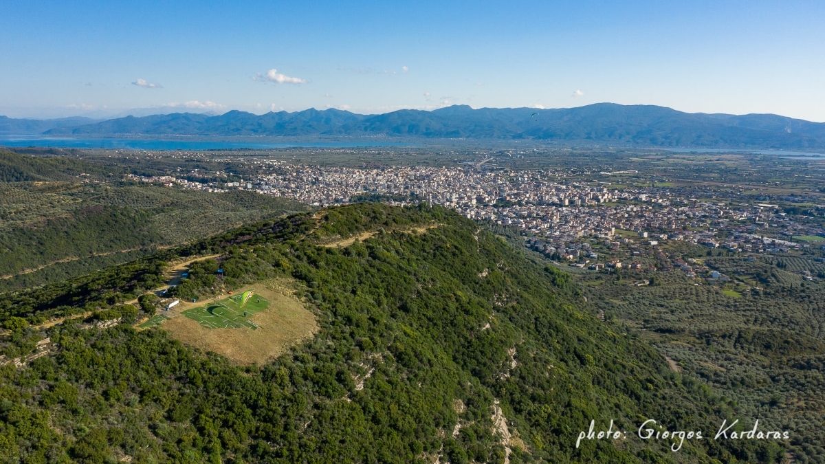 Πτήσεις Αλεξιπτώτου Πλαγιάς στο Αγρίνιο (φωτο)