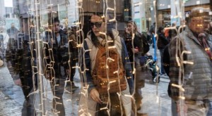 Αγρίνιο: Εναποθέτουν ελπίδες στις γιορτές οι έμποροι- «Η πελατεία μας είναι η περιουσία μας», λέει ο πρόεδρος του ΣΕΕΔΑ