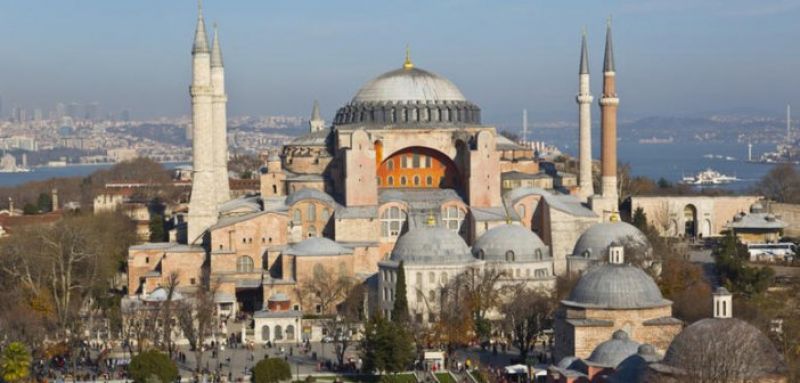 Με τη δύναμη και το… δίκιο του ισχυρού